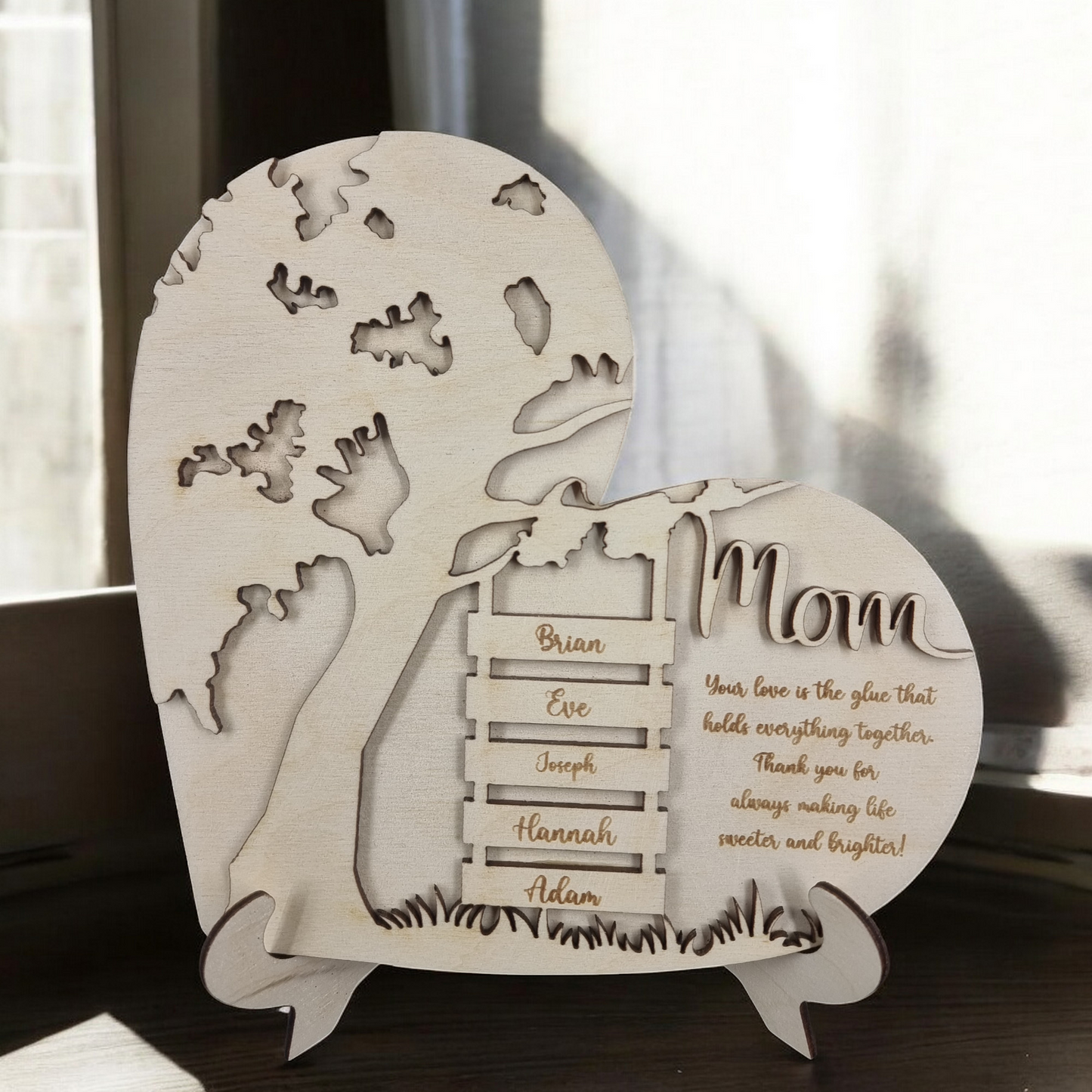 Personalized Wooden Mom Sign with Kids' Names - Custom Heart Tree Plaque
