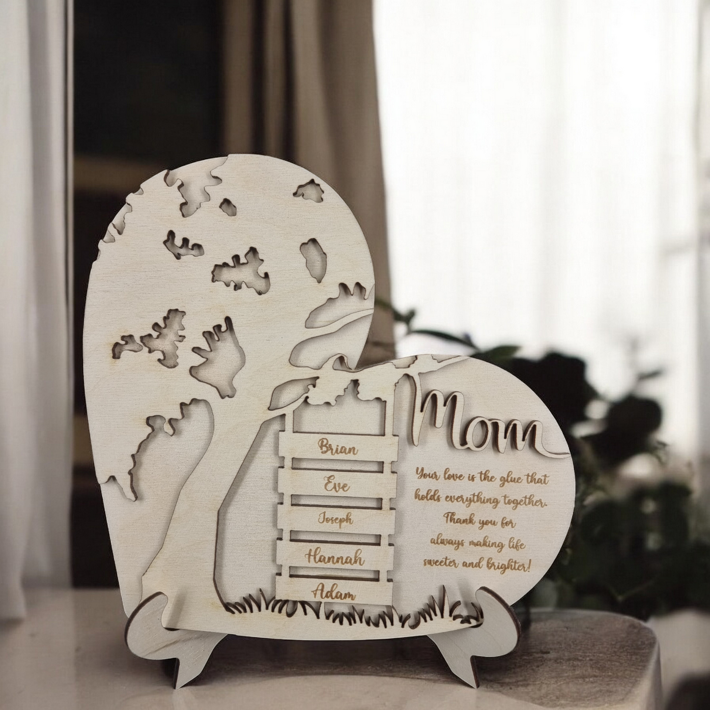 Personalized Wooden Mom Sign with Kids' Names - Custom Heart Tree Plaque