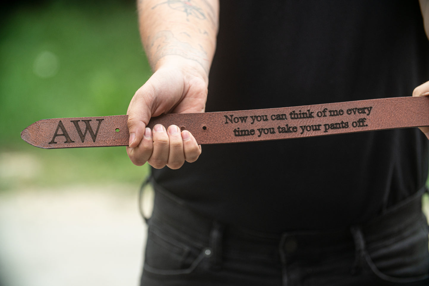 Custom Engraved Men's Leather Belt – Personalized Elegance in 6 Colors