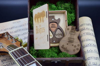 The Beatles guitar pick holder with picks & Gift Box