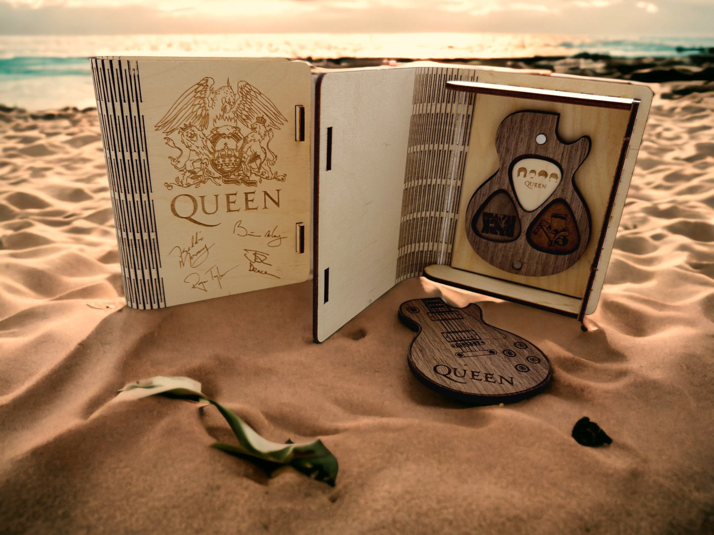 Queen guitar pick holder with picks & Gift Box